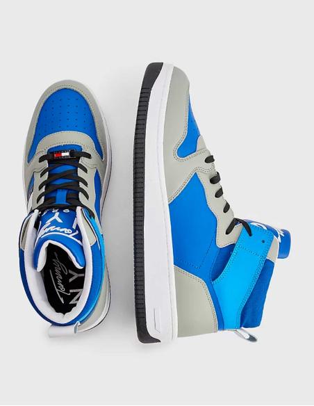 Zapatilla Tommy Jeans Mid Pop Estampado - ¡Moda urbana y estilo en tus pies!