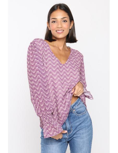 Blusa de mujer con estampado geométrico. Comprar blusas de mujer bonitas.