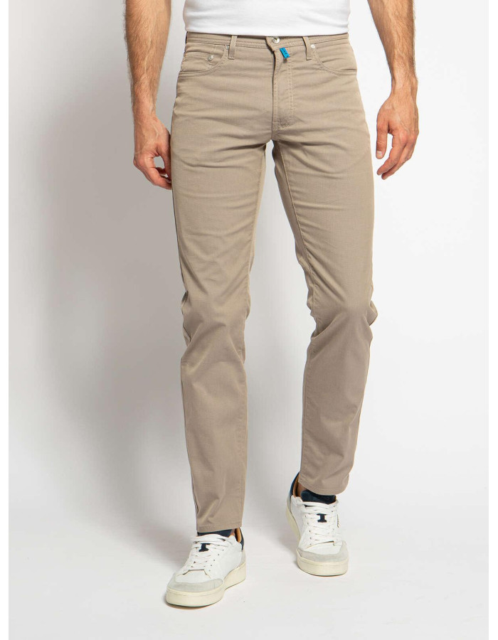 Pantalón Chino Pierre Cardin Lyon Slim Fit Hombre Beige Futureflex 5 Bolsillos
