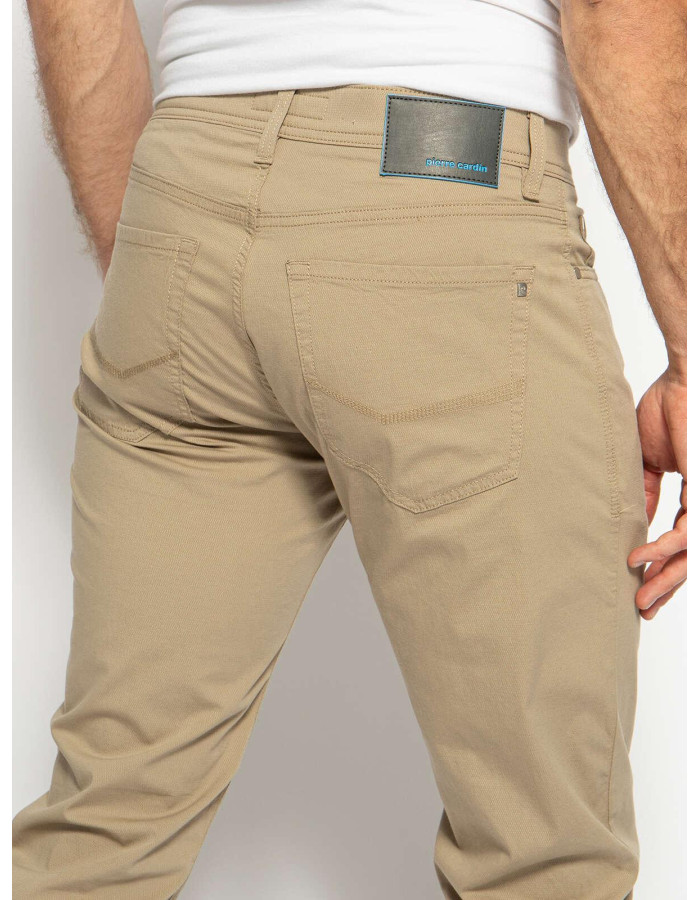 Pantalón Chino Pierre Cardin Lyon Slim Fit Hombre Beige Futureflex 5 Bolsillos