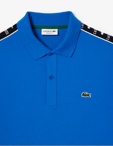 POLO LACOSTE DE PIQUÉ ELÁSTICO CON RAYA Y LOGO