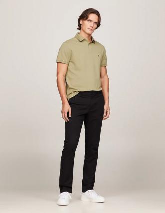 Actualiza tu Look Diario: Polo Básico Tommy Hilfiger en Colores para Todos los Gustos 2