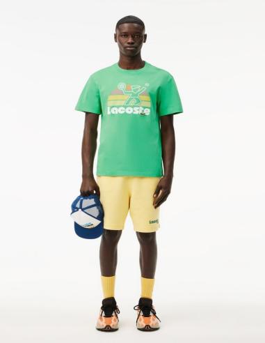 CAMISETA EFECTO LAVADO CON ESTAMPADO DE TENIS CAMISETA EFECTO LAVADO CON ESTAMPADO DE TENIS