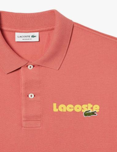 POLO ORIGINAL L.12.12 CON EFECTO LAVADO EN PIQUÉ DE ALGODÓN CORAL POLO ORIGINAL L.12.12 CON EFECTO LAVADO EN PIQUÉ DE ALGODÓN CORAL