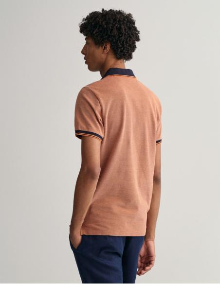 Polo Salmon: Elegante y cómodo para hombre.