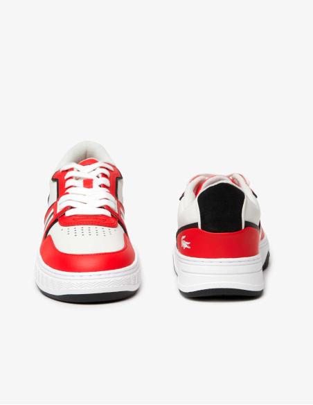 Zapatillas blancas con detalles rojos