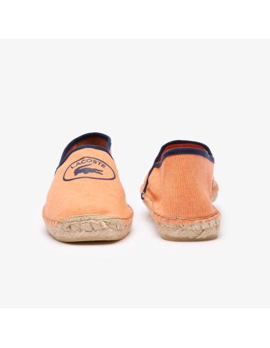 Zapatos de hombre con logo de Lacoste en color melocotón Zapatos de hombre con logo de Lacoste en color melocotón