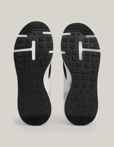 Zapatilla Tommy Faston Blanco: estilo y calidad en calzado deportivo