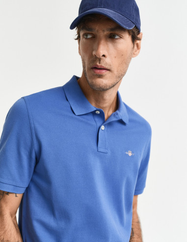 Polo GANT Hombre Regular Shield Piqué Azul - Algodón 100% Clásico Bási