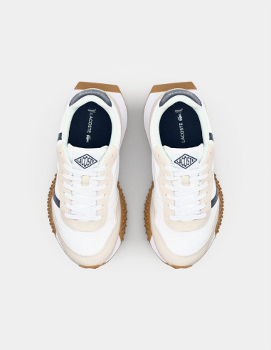 Zapatillas Lacoste blancas con suela marrón. Zapatillas Lacoste blancas con suela marrón.