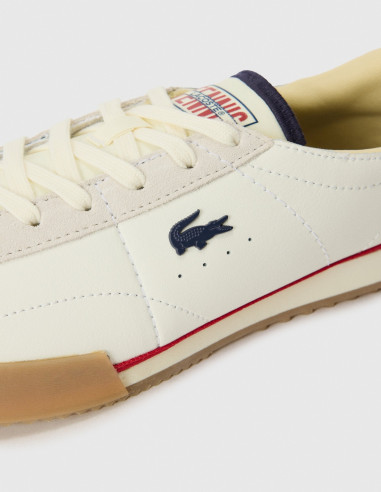 Zapatilla Lacoste blanca con franja roja Zapatilla Lacoste blanca con franja roja